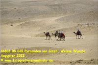 44802 08 045 Pyramiden von Gizeh, Weisse Wueste, Aegypten 2022.jpg